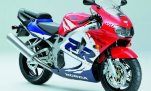 900 CBR SC33 [98-99]