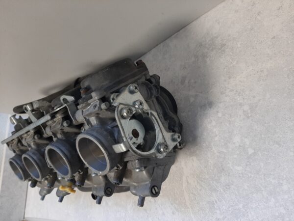 Rampe de carburateurs HONDA 600 Hornet – Image 4