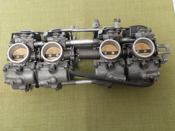 Rampe de carburateurs HONDA 1000 CBR