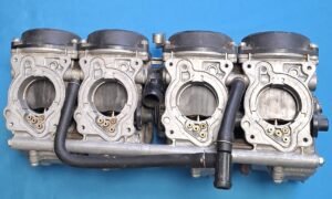 Rampe de carburateurs HONDA 600 CBR