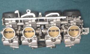 Rampe de carburateurs de HONDA 1100 CBR XX
