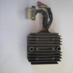 Régulateur  pour HONDA VF 1000 F