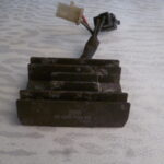 Régulateur de tension de SUZUKI GZ 125 Maraudeur