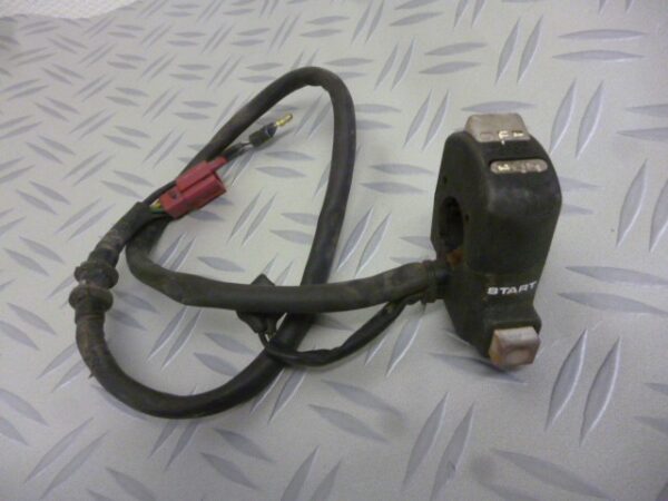 Commodo droit HONDA NX 125 Transcity