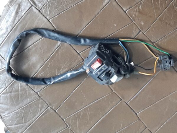 Commodo gauche de Yamaha 125 TW