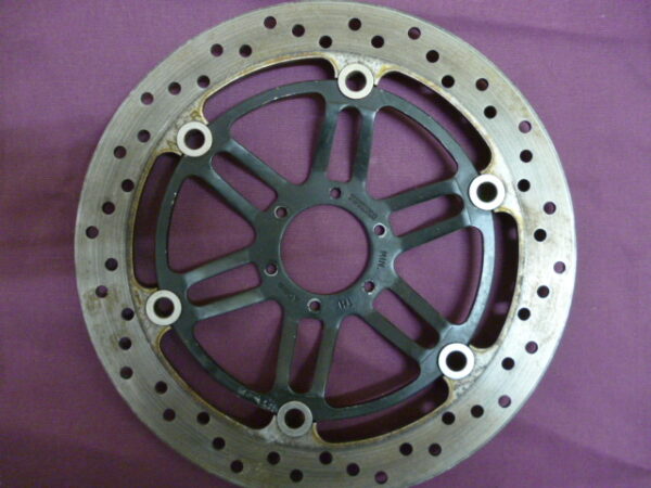 Disque de frein  pour HONDA CBR 1100 XX.