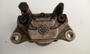 Etrier de frein avant droit pour PIAGGIO X9