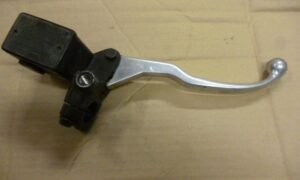 Maître cylindre de frein avant SUZUKI 125 Burgman