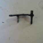 Patte de fixation d'étrier de frein arrière DAELIM 125 Roadwin