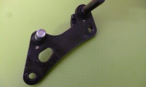 Patte de fixation d'étrier avant pour HONDA XLV 125  et VT 125