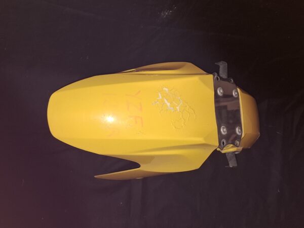 Garde boue avant de Yamaha 125 YZF R – Image 3