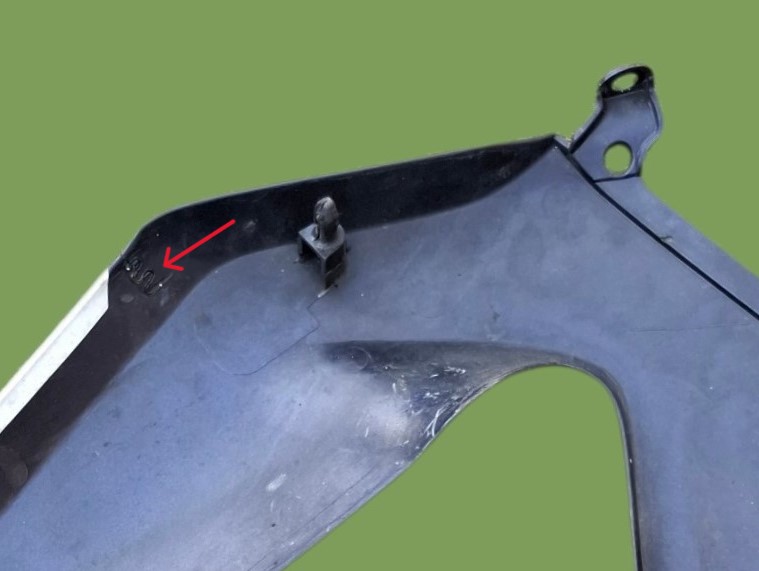 Flanc gauche de carénage de HONDA 900 CBR – Image 3