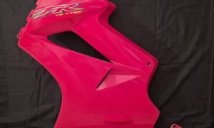 Flanc de carénage gauche de HONDA VFR 800 V.Tec