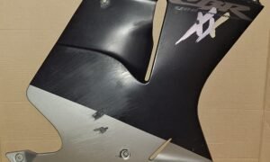 Flanc de carénage droit de HONDA CBR 1100 XX