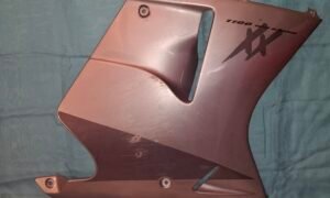 Flanc de carénage droit de HONDA CBR 1100 XX