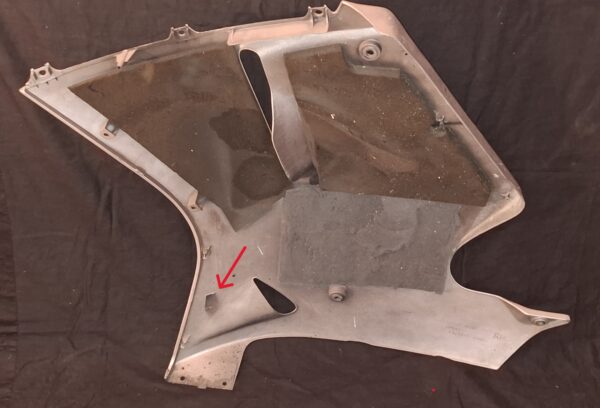 Carénage latéral droit pour HONDA CBR 1100 XX – Image 3