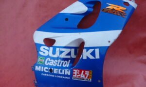Flanc de carénage droit Suzuki 750 GSXR SRAD