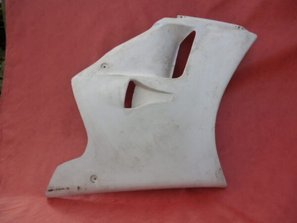 Flanc de carénage droit de Suzuki RG 250 V