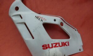 Flanc de carénage gauche Suzuki GSX 750 F