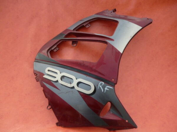Flanc de carénage droit de Suzuki RF 900