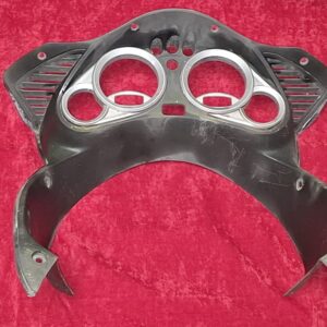 Intérieur de carénage et entourage de compteurs de HONDA 125 Varadero