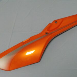 Demi coque arrière gauche YAMAHA 125 TDR