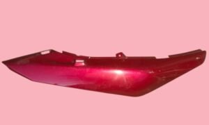 Demi coque droite de selle pour les 600 YAMAHA XJ S et XJ N