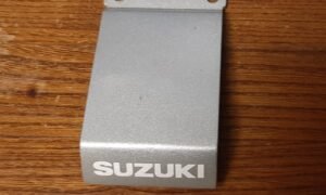 Jonction de coque arrière SUZUKI 500 GS E