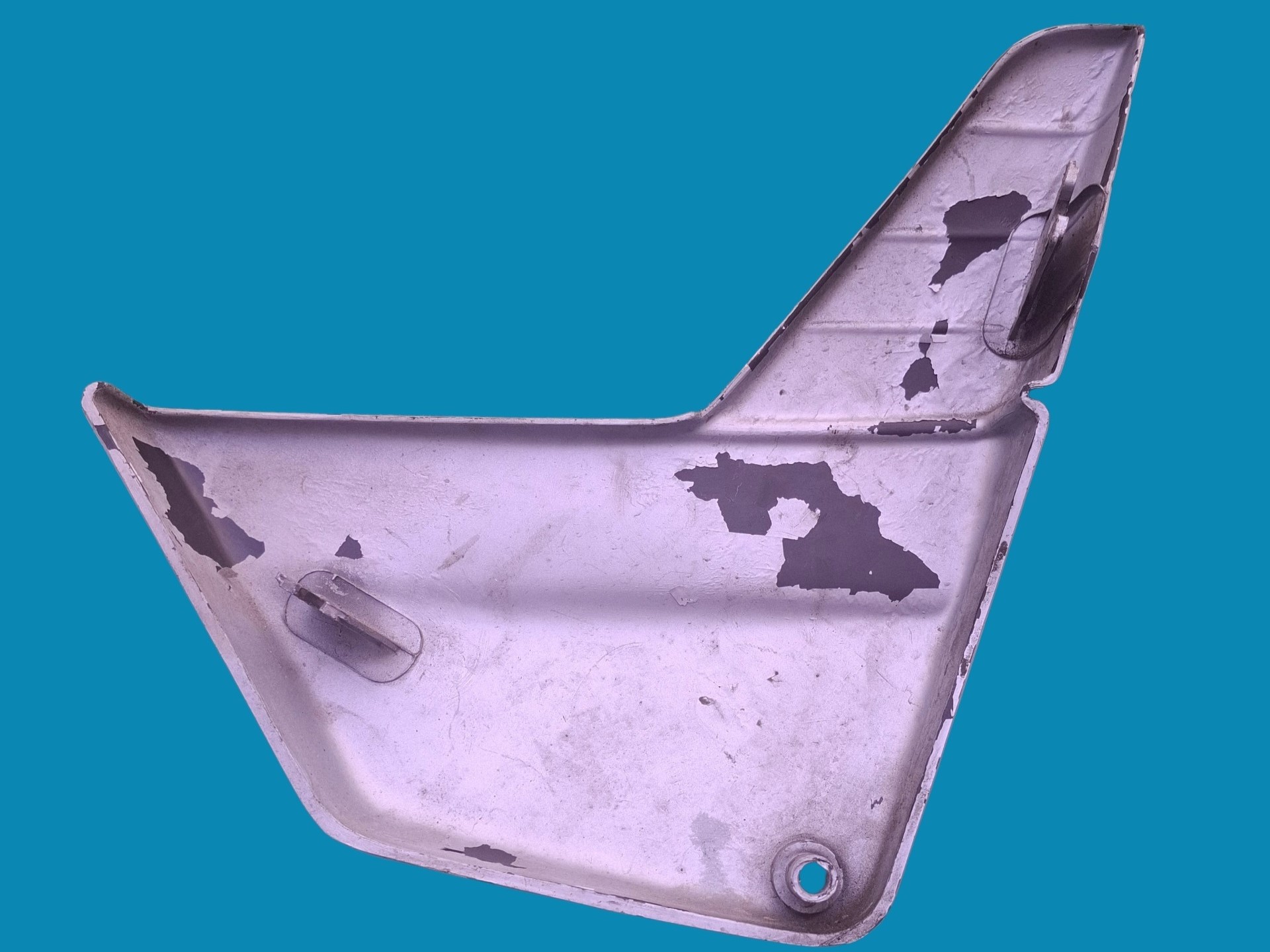Cache latéral côté gauche de 125 Cagiva Roadster – Image 2