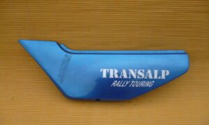 Cache latéral gauche Honda 600 Transalp