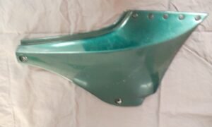 Cache latéral droit pour Kawasaki GPZ 550