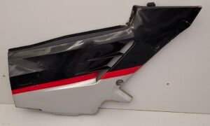 Cache latéral droit de Kawasaki Tomcat