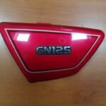 Cache latéral gauche Suzuki GN 125
