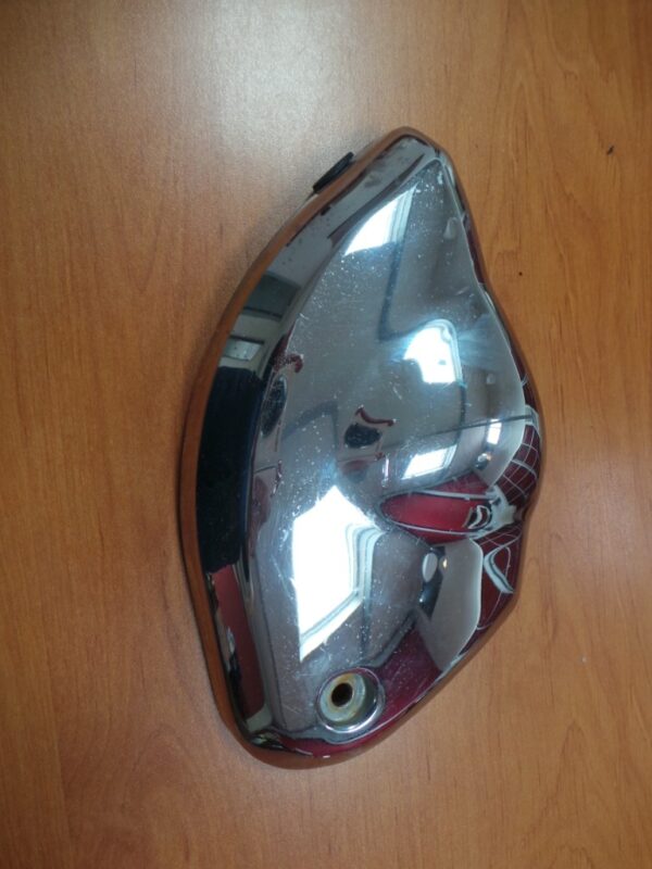 Petit cache latéral droit pour Suzuki Bandit 600 et1200