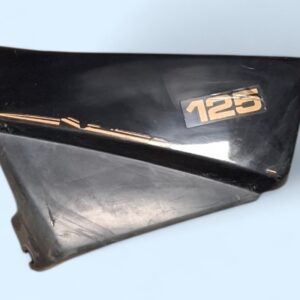 Cache latéral gauche Yamaha 125 SR