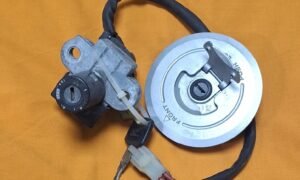Contacteur à clef et bouchon de réservoir HONDA 1000 Varadero