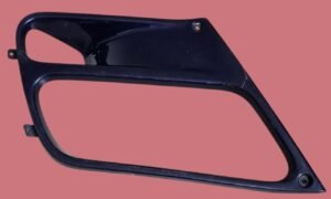 Trappe d'entretien gauche sur carénage de HONDA ST 1100 Pan European