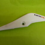 Demi coque arrière Gauche Honda 125 CBR-R
