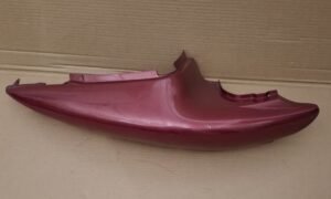 Demi coque arrière droite SUZUKI 650 SV