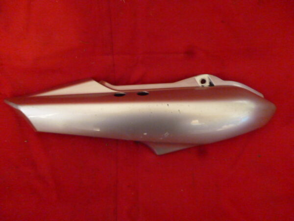Demi coque arrière droite Yamaha Fazer 600 1998/2003