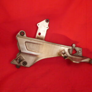Platine de repose pieds Gauche Honda ST 1100 Pan European
