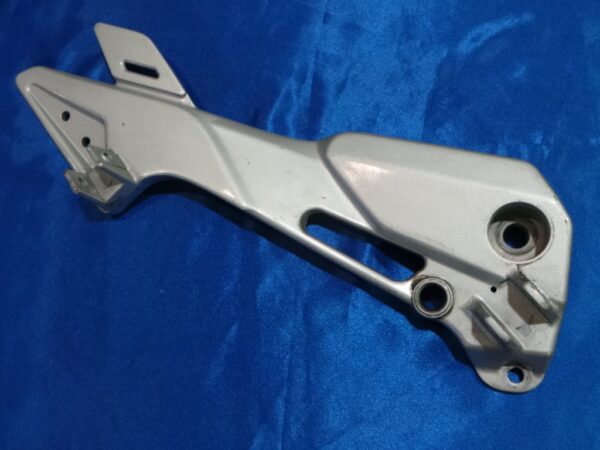 Platine repose pieds HONDA 650 Transalp