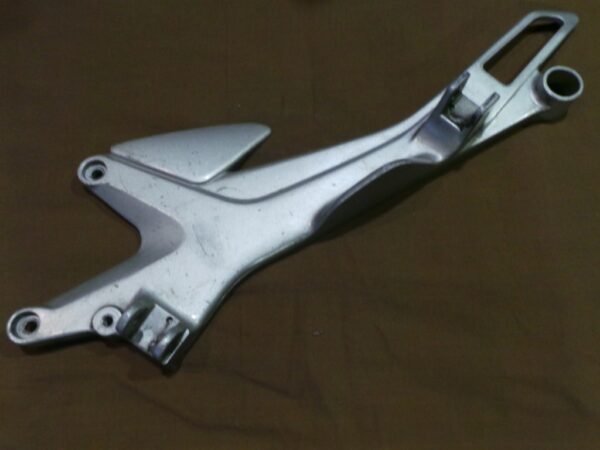 Platine de repose pieds pour HONDA CBF