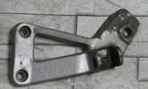 Platine de repose pieds KAWASAKI 1000 GTR