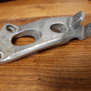 Platine arrière de repose pieds KAWASAKI 1100 ZRX