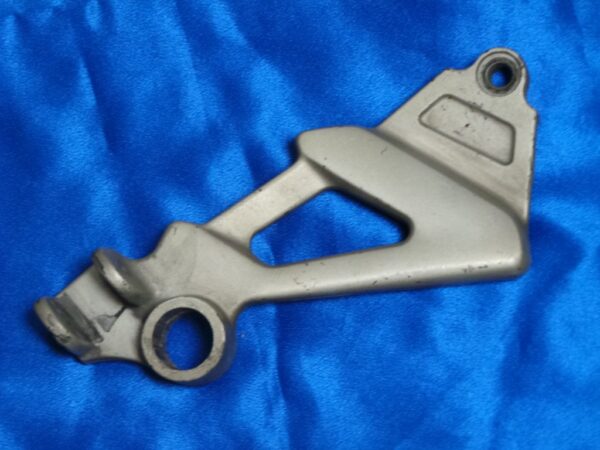 Platine de repose pieds passager KAWASAKI 1100 ZZR 1993-94