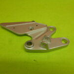 Platine repose pieds avant droite Yamaha FZ6