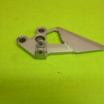 Platine de repose pieds avant gauche Yamaha 600 FZ6