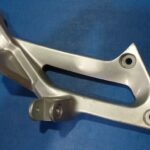 Platine repose pied YAMAHA 1300 FJR