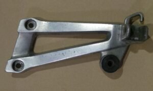 Platine repose pieds YAMAHA 1300 XJR